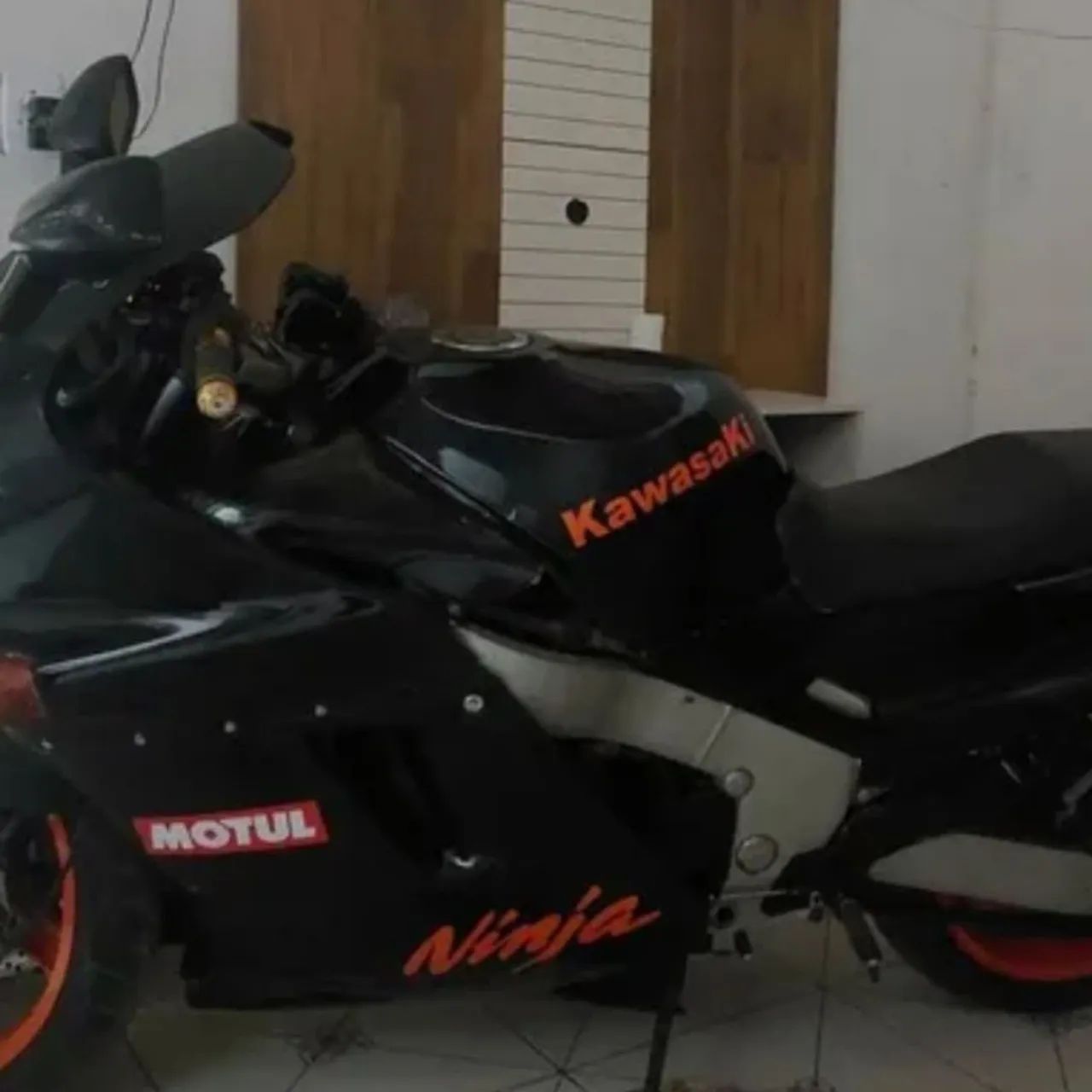 Kawasaki Zx-11 1100cc 1999 - 1484442375 | OLX