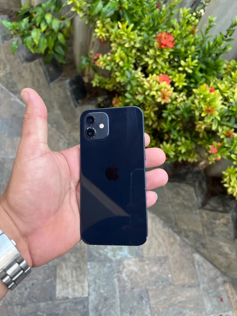 IPHONE 12 