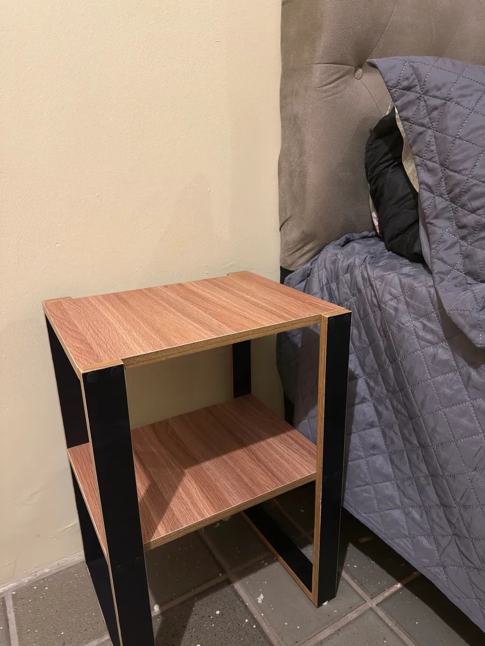 Mesa cabeceira de cama  - Foto 4