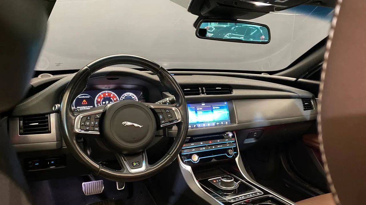 Jaguar XF 2.0 Turbo 16V 240cv Aut., foto 6 de 20