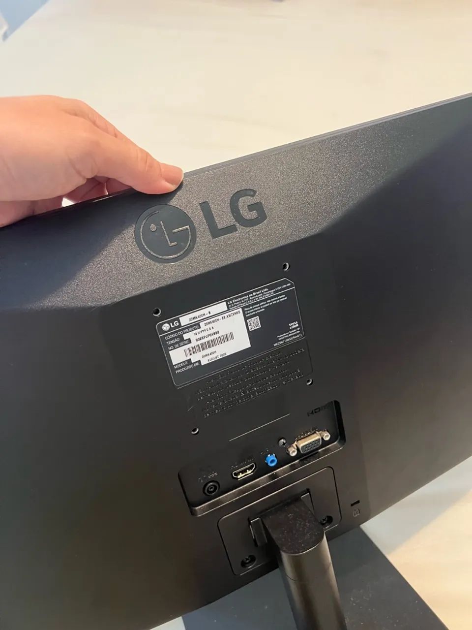 Monitor Led 19,5" LG Preto - Foto 2