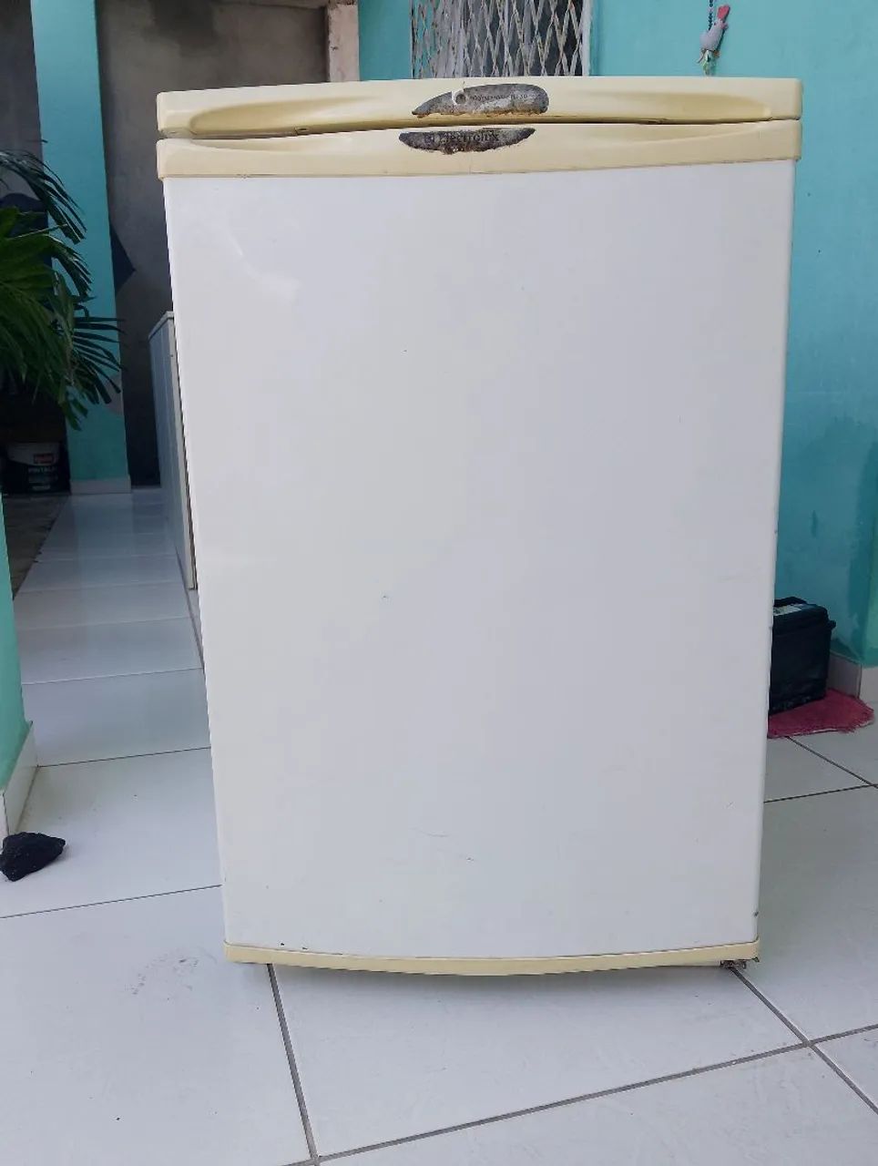 Frigobar 220v