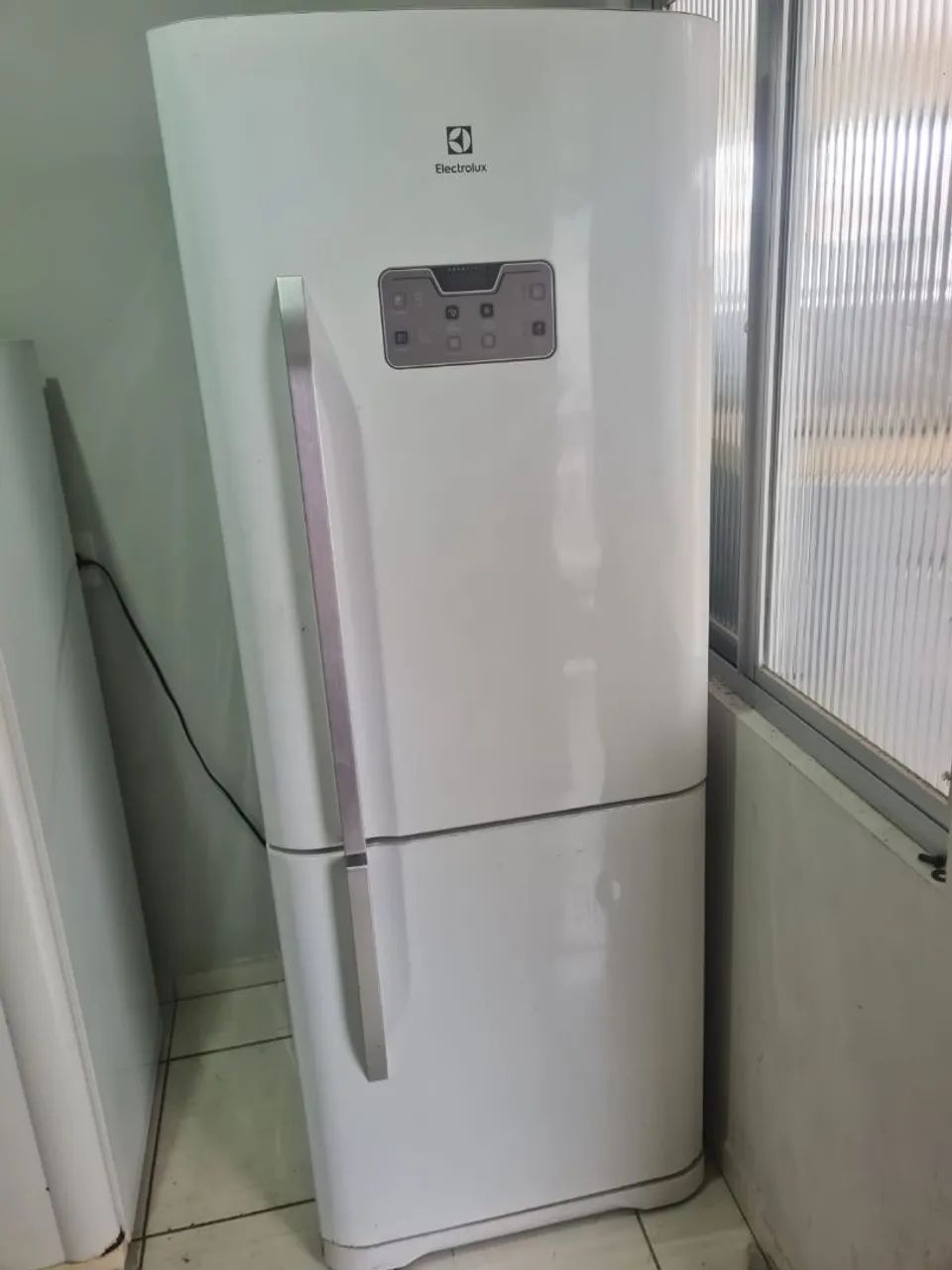 Barbada vendo geladeira top inverse eletrolux funcionando perfeitamente  - Foto 5