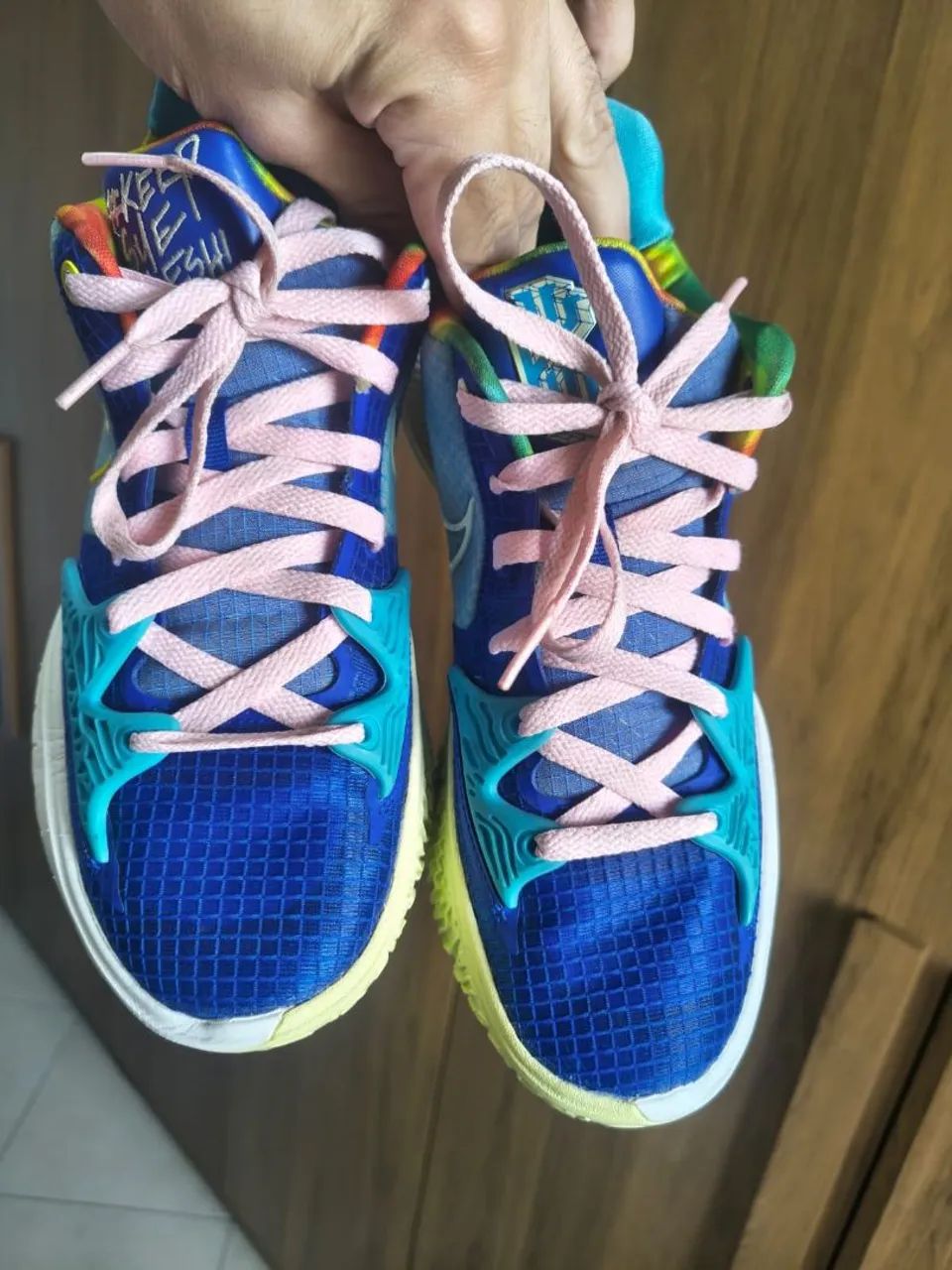 Tênis Basquete Nike Kyrie 4 Low - 39 - Foto 2
