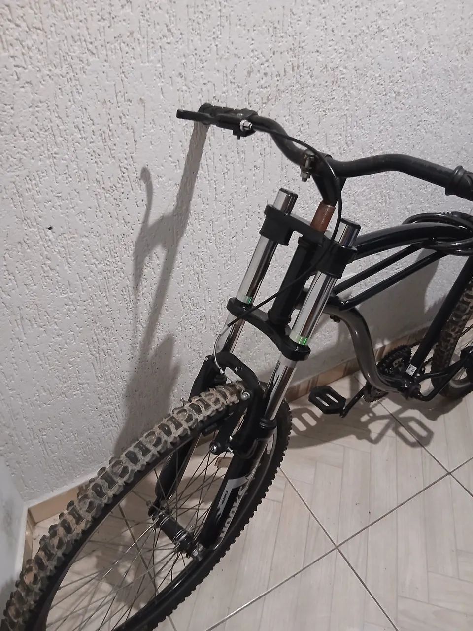 Bicicleta aro 26 com suspensão dupla - Foto 2