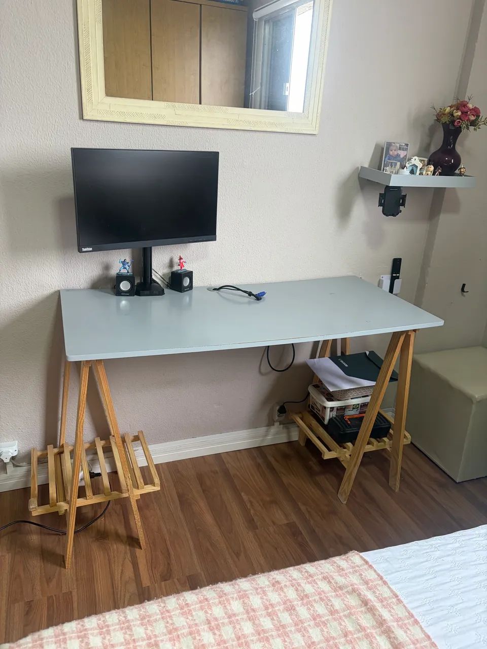 Mesa de computador e estudos  - Foto 2
