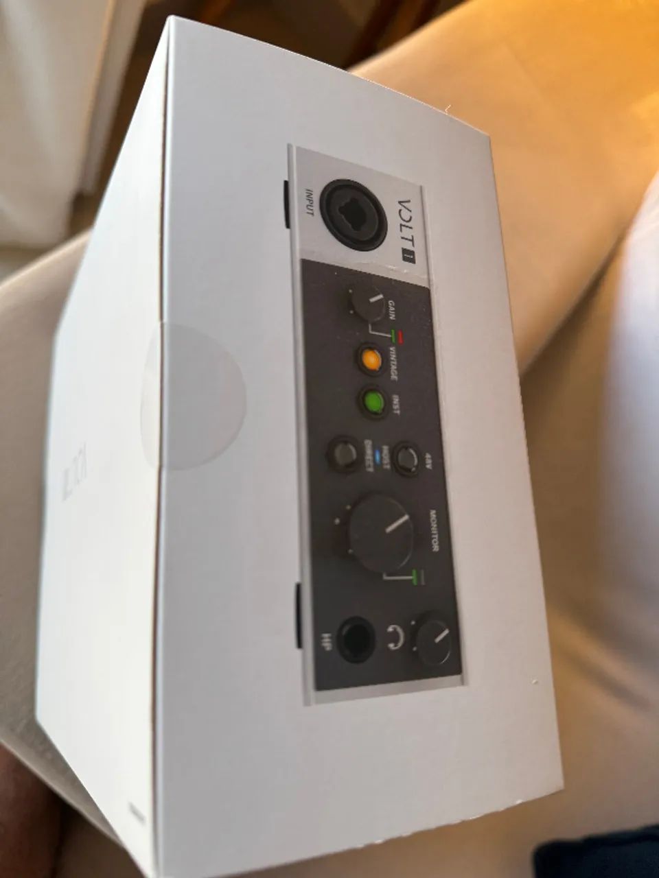 Interface Universal Audio Volt 1 Nova, Lacrada! (ñ Apogee, SSL, M-Audio) - Foto 3