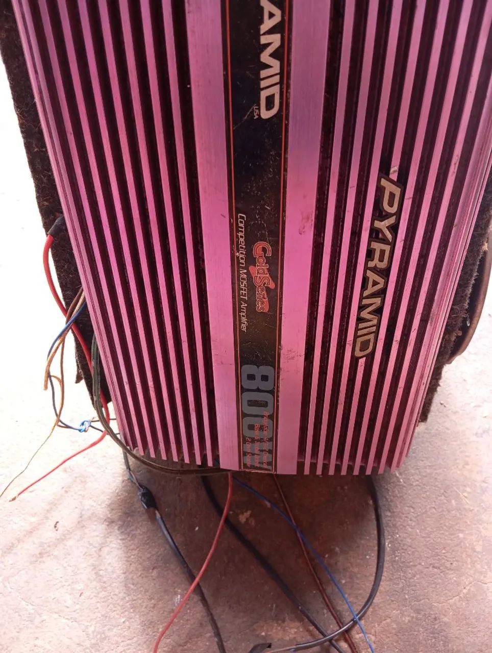 Vendo essa caixa de som