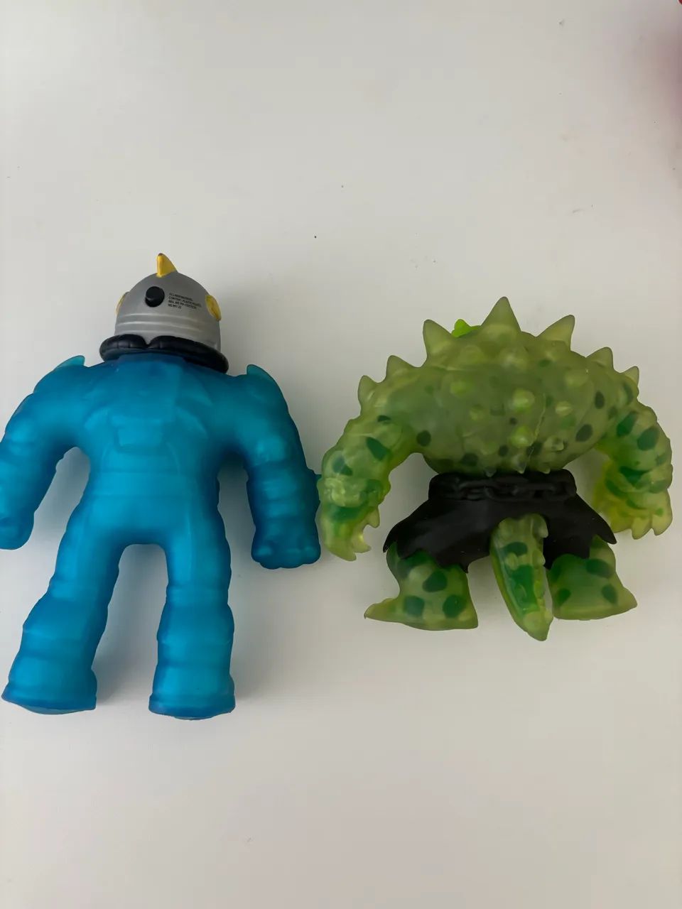 Dois bonecos elásticos  GOO JITZU  - Foto 2