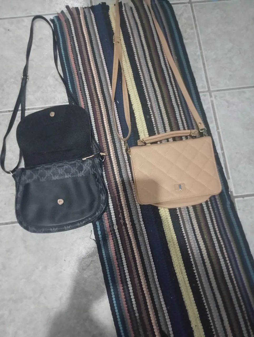 vendo 2 bolsa lindas  - Foto 3