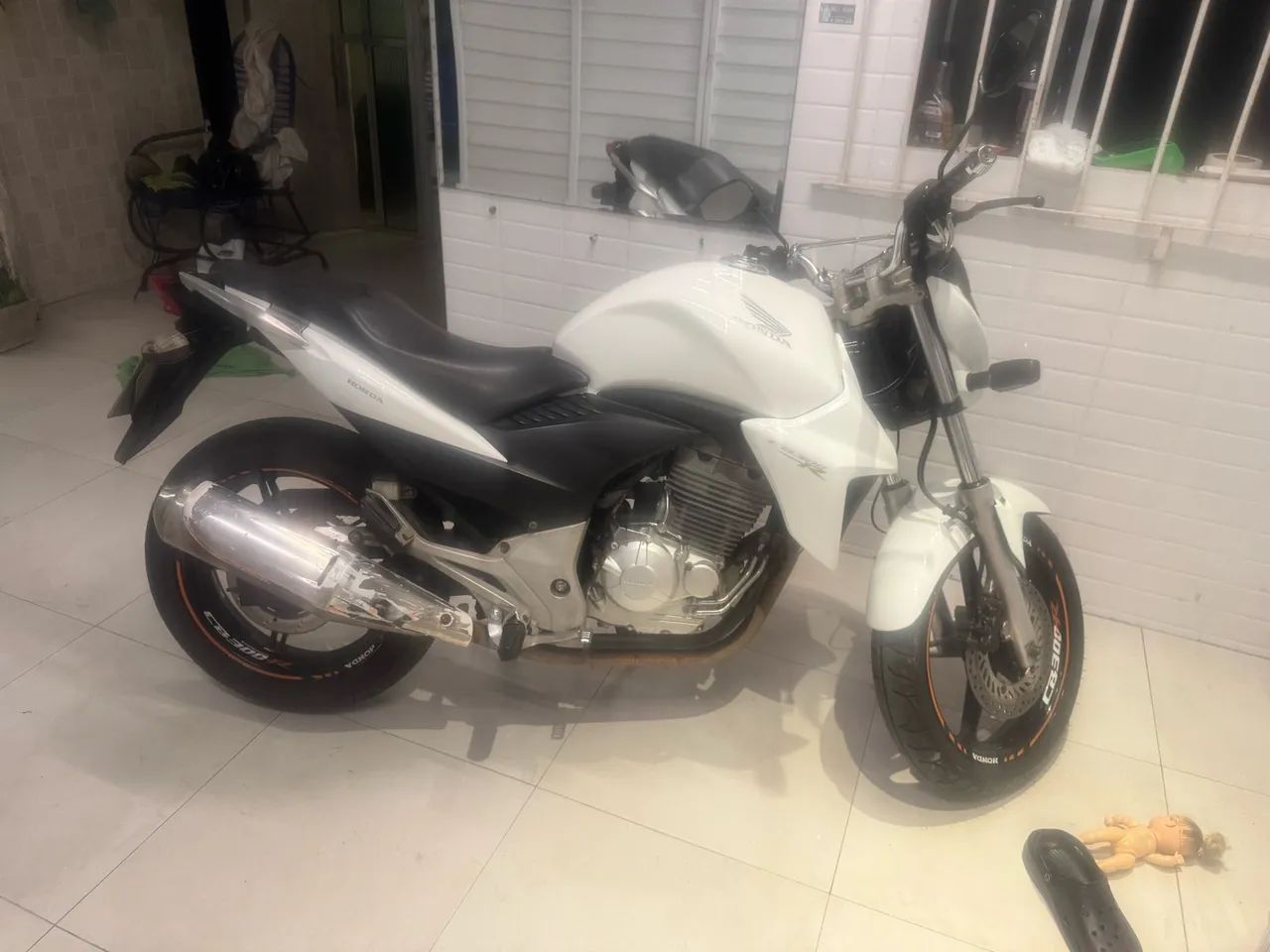 Cb 300 - Foto 2