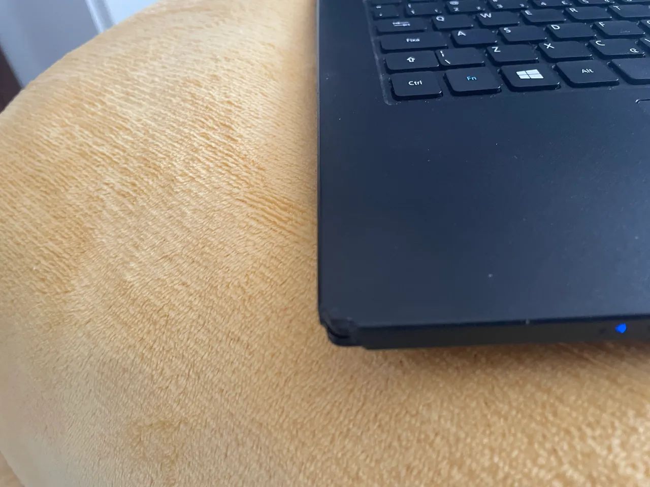 Notebook semi novo  - Foto 4