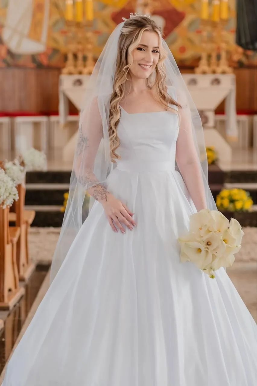 Vestidos de noiva minimalista  - Foto 2