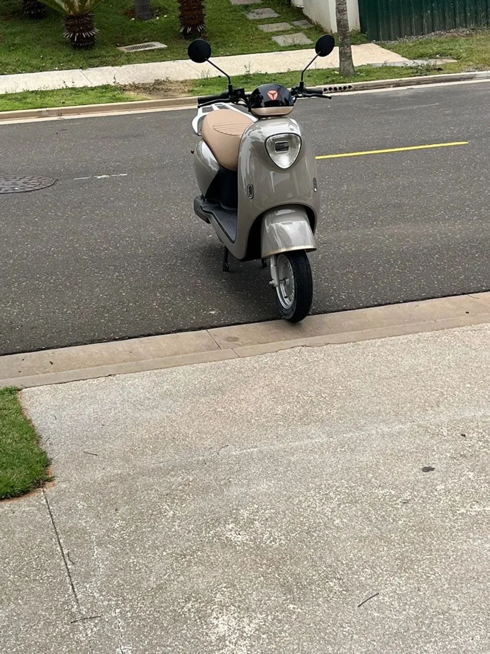 Scooter praticamente zero Km comprada em 2026 - Foto 5
