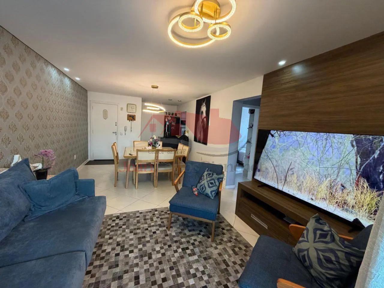 Excelente apartamento no Centro de Camboriú.