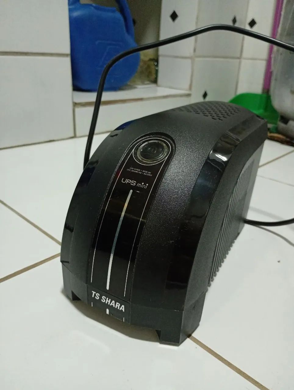 Nobreak TS Shara UPS Mini 600VA Bivolt Funcionando