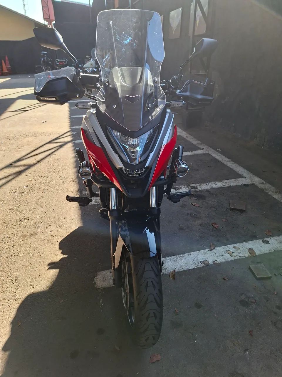 Vende-se essa NC750x semi nova - Foto 3