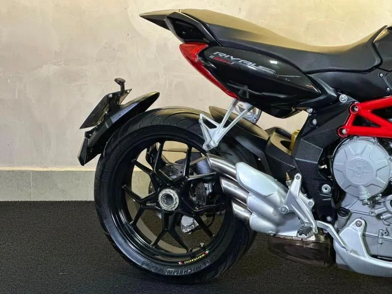 MV AGUSTA RIVALE 800 2015 - Foto 3