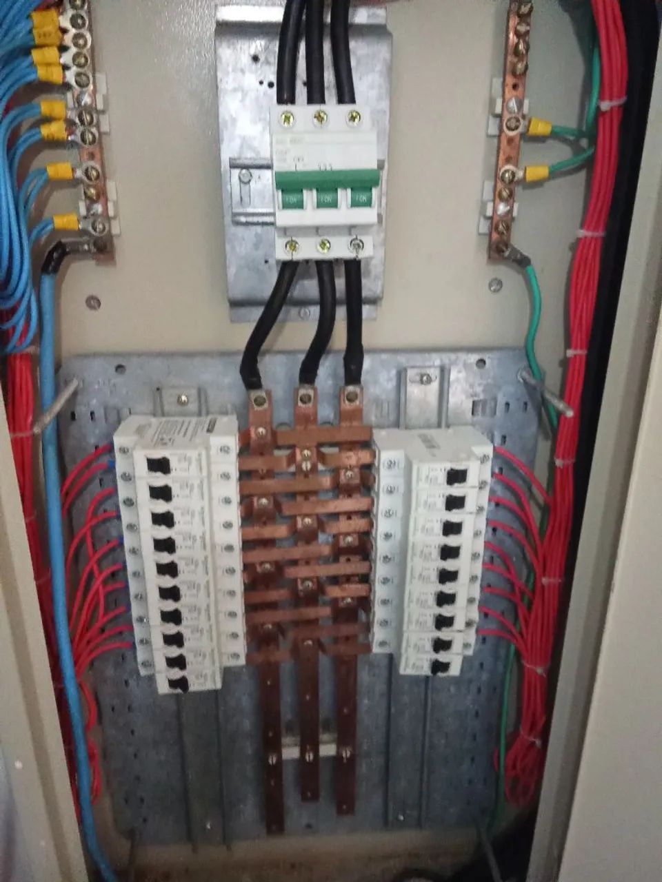 Eletricista Residencial e Prédial 