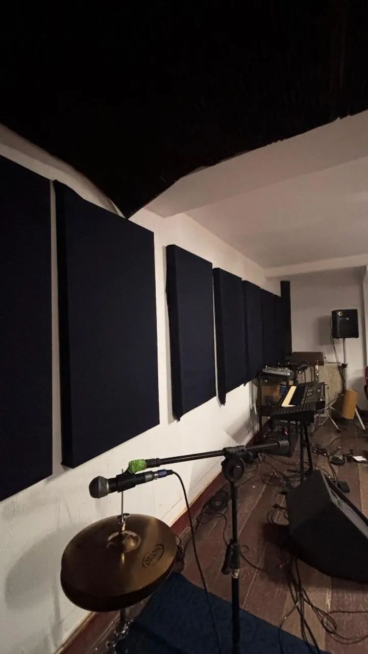 Painel Acústico Lã de Rocha e Madeira