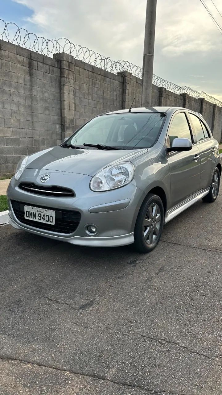 Nissan March MARCH SR 1.6 16V Flex Fuel 5p 2013