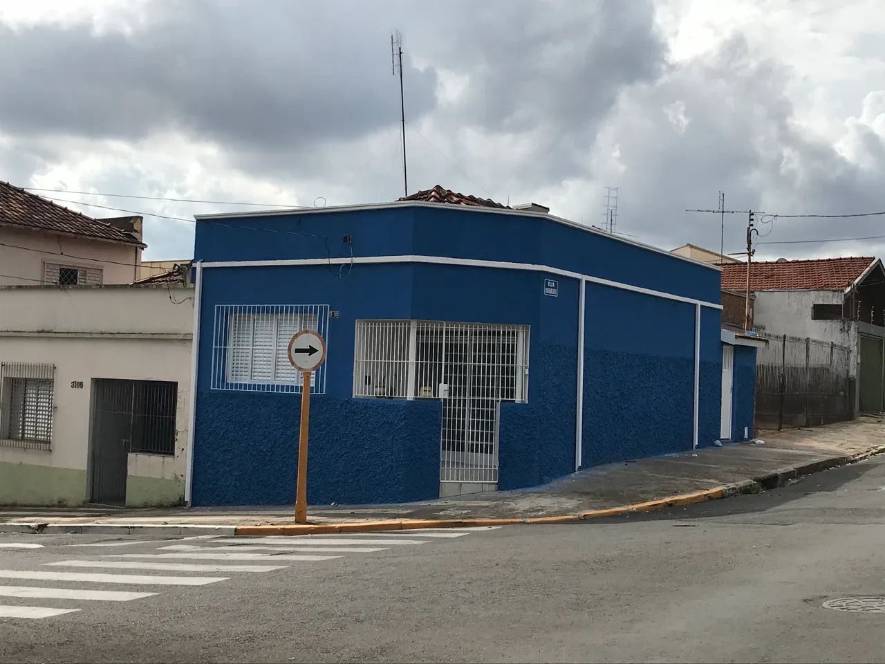 Casa no centro ótima localização  - Foto 4