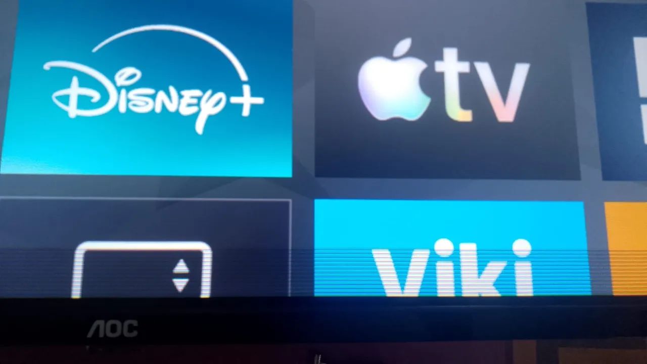 Tv 43 com linha na tela - Foto 4