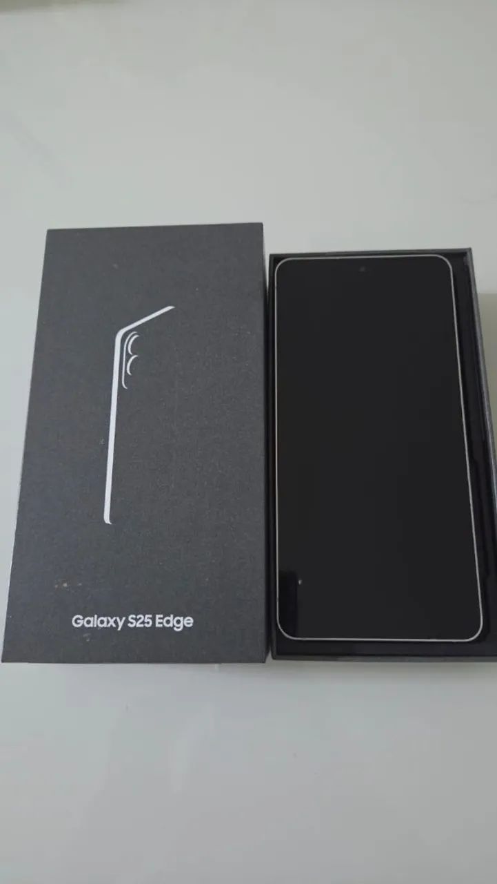 Galaxy  S25 Edge Titânio 512 GB Novinho!! 