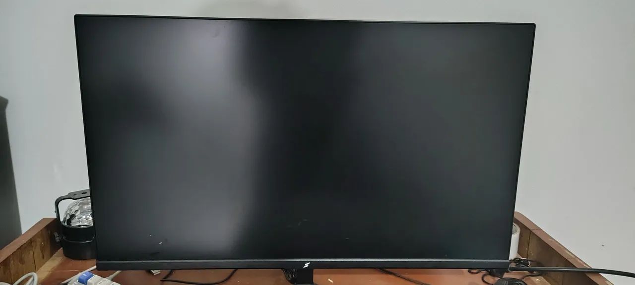 Monitor Gamer SuperFrame Vision 180Hz - Usado