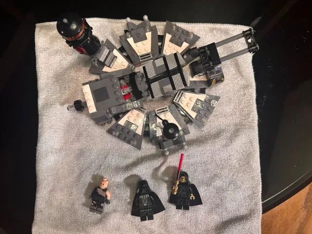 LEGO Star Wars Darth Vader Transformation 75183 ORIGINAL - Foto 3
