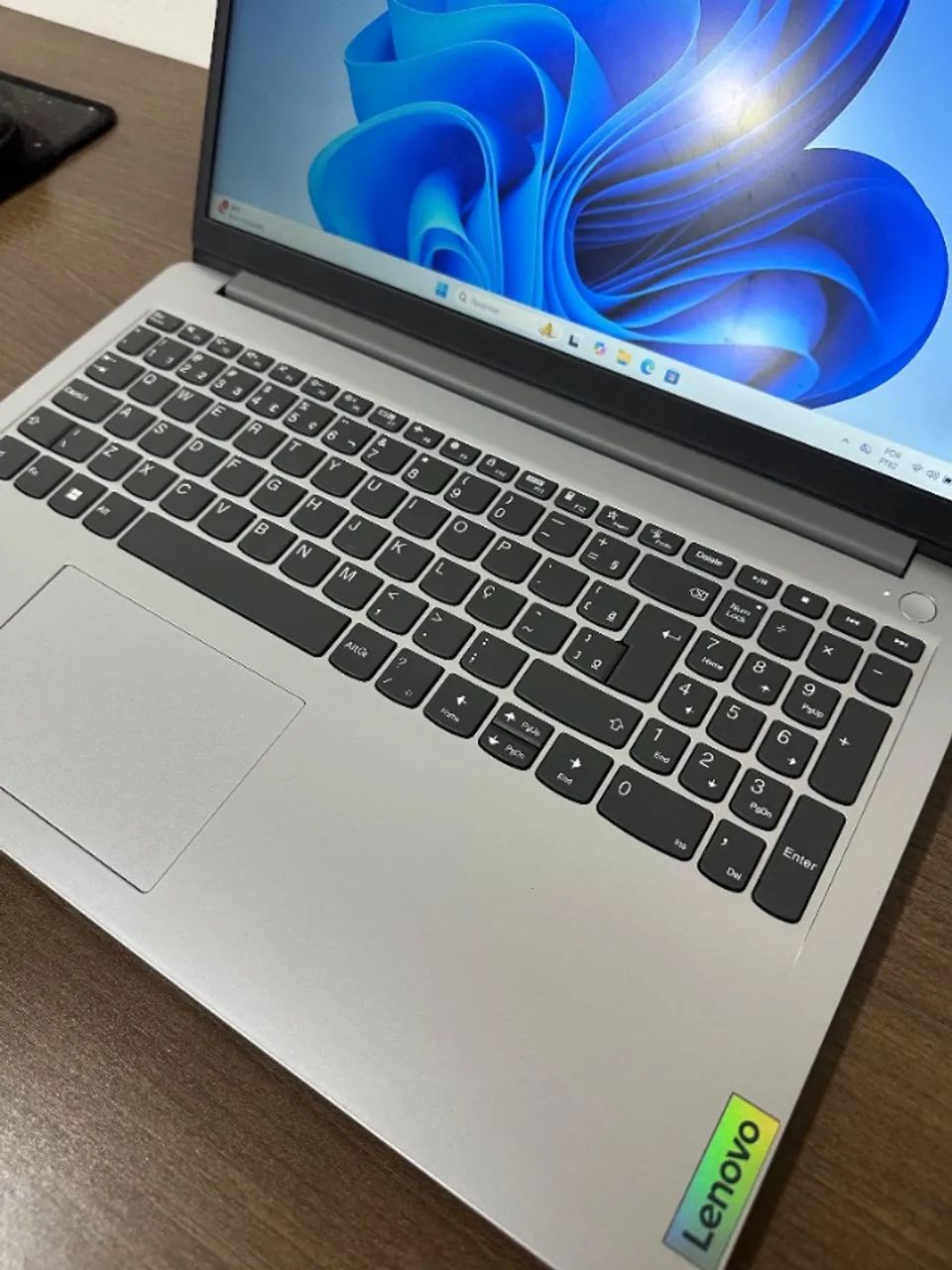 Lenovo Celeron N4500 12GB RAM DDR4 SSD 128GB - Excelente - Foto 5
