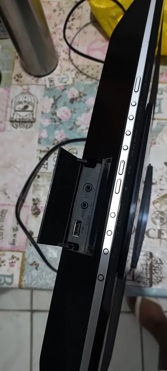 Som/micro hi-fi compacto Panasonic (série SC-HC).  - Foto 4