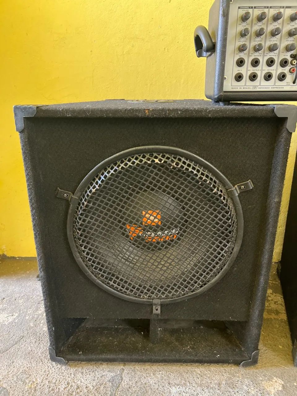 SUBWOOFER 15 baratinho o PAR - Foto 3