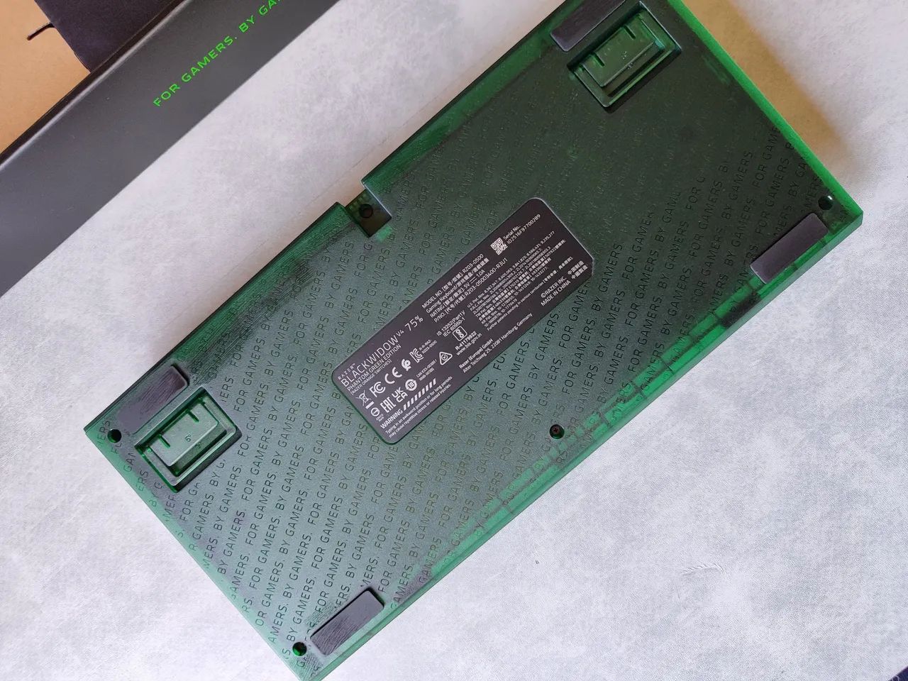 Razer Blackwidow v4 75%Phantom  - Foto 4