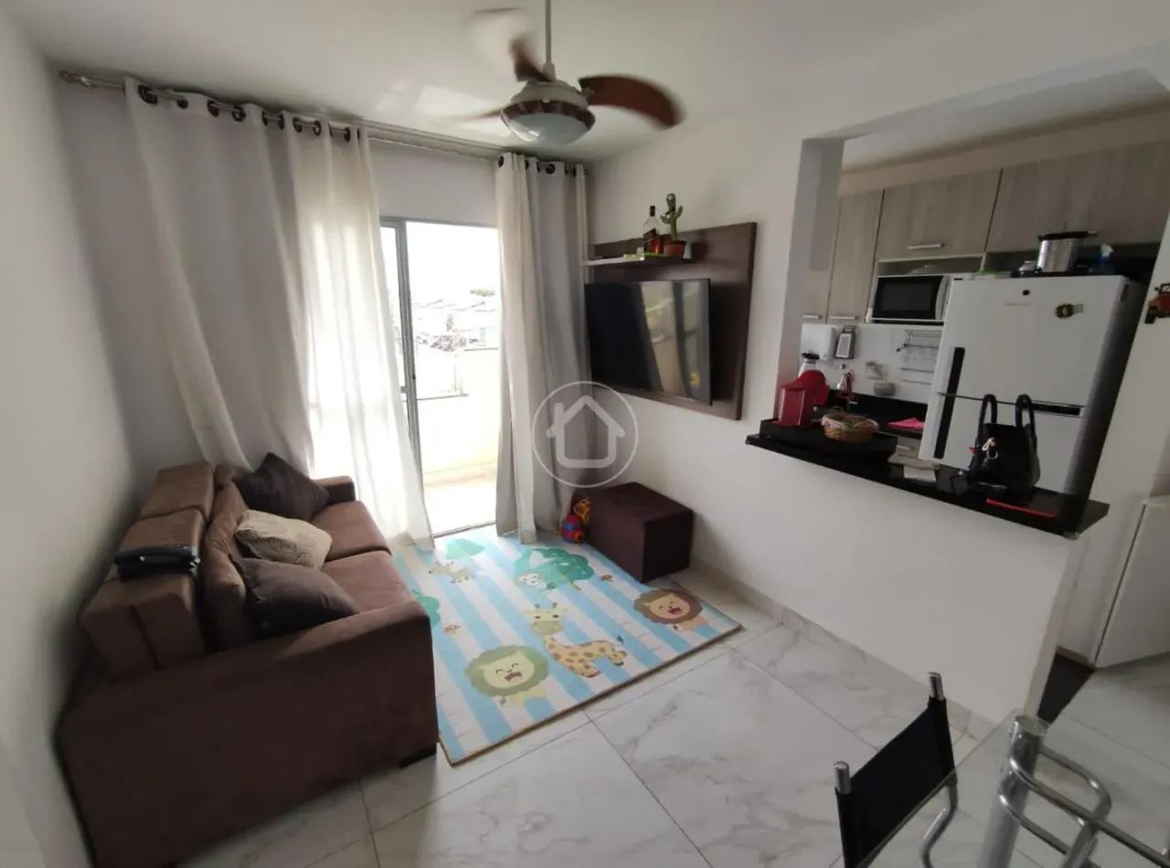 APARTAMENTO 2 QUARTOS COM SACADA E ARMARIOS - Foto 2