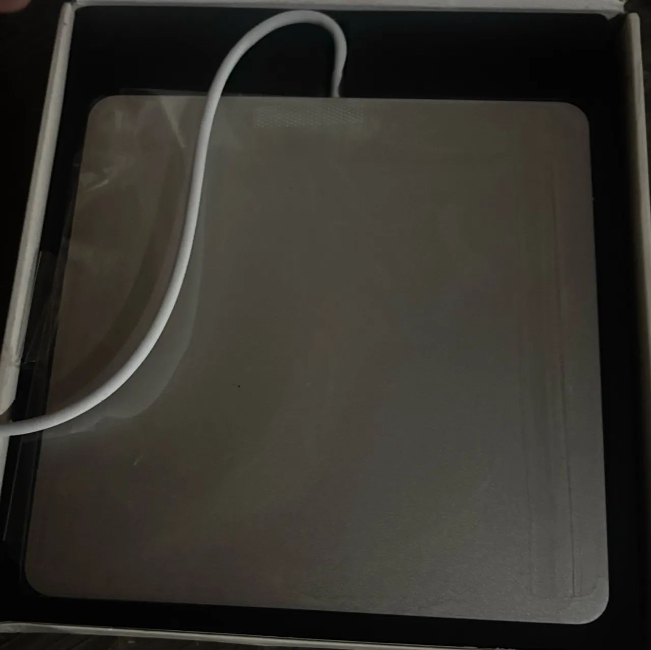 Apple USB SuperDrive (leitor e gravador de CD/DVD externo original