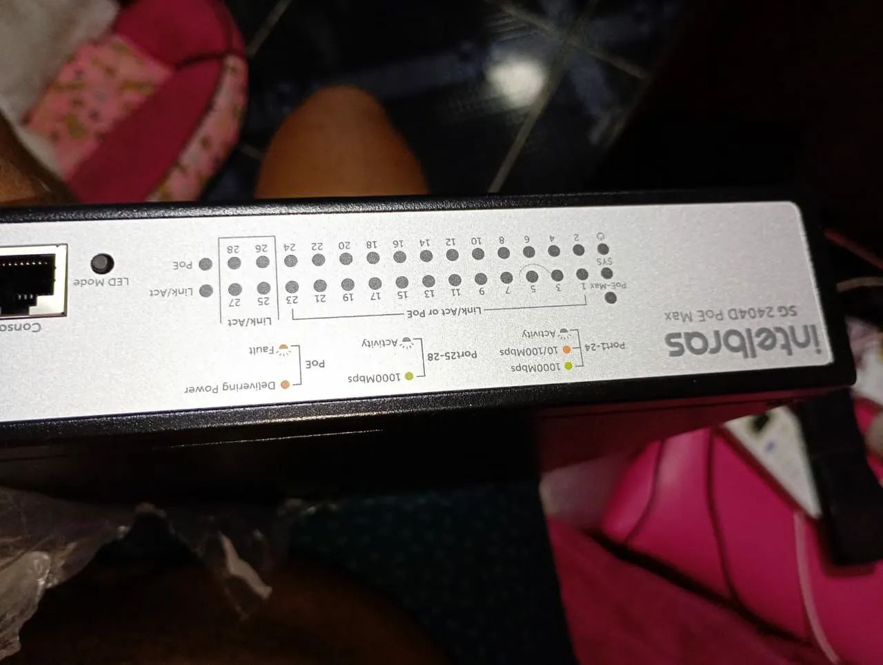 Switch gerenciável PoE da Intelbras - Foto 6