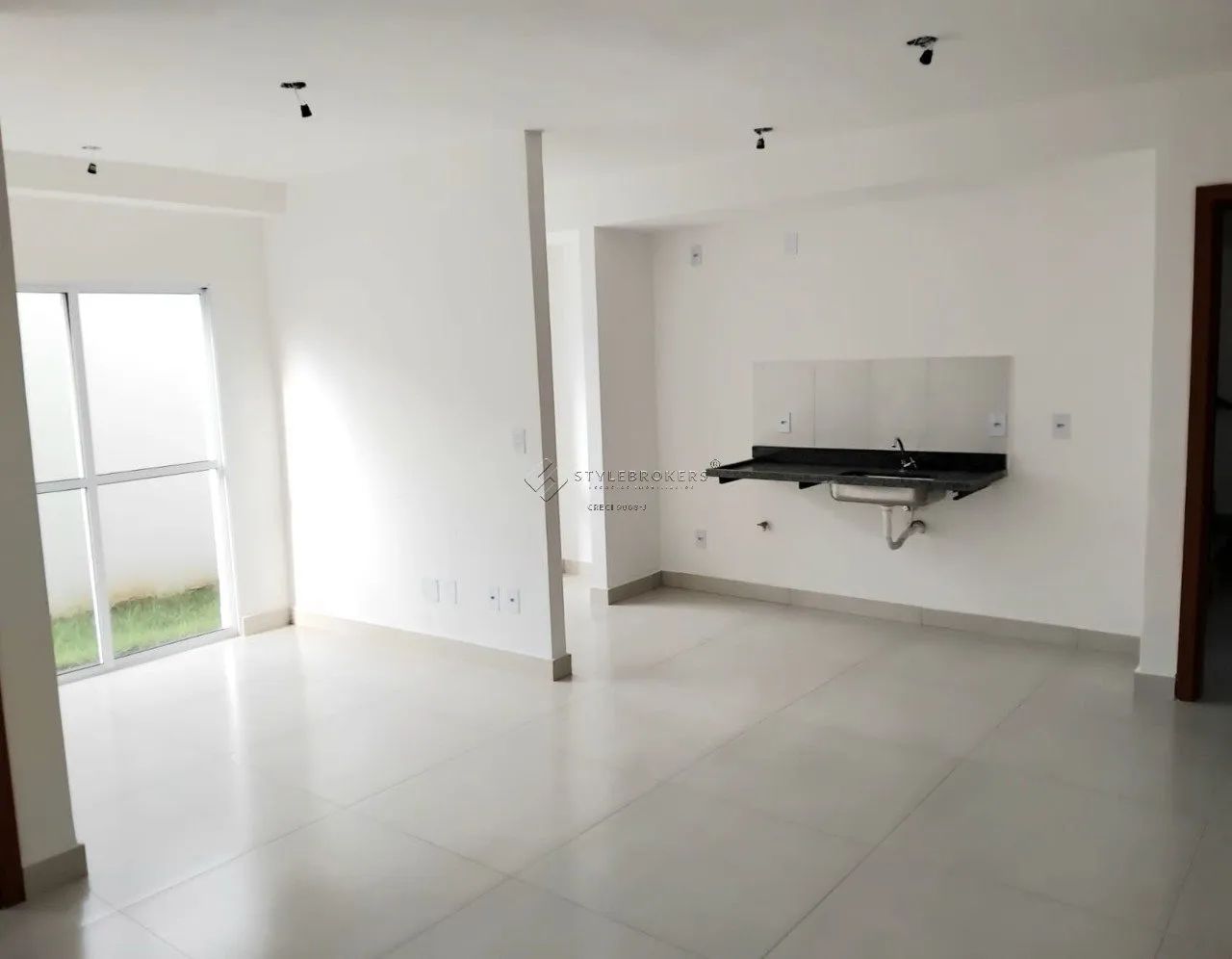 Apartamento no condomínio Maria Helena com gardem - Foto 2