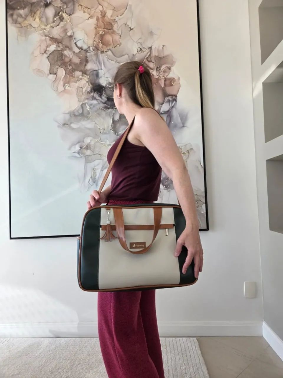 Bolsa Maternidade Mappyng - Nova, cores neutras (nude, marrom e verde escuro) - Foto 2