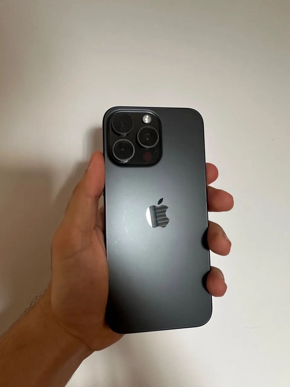iPhone 15 Pro Max 83% Bateria Impecável - Foto 2