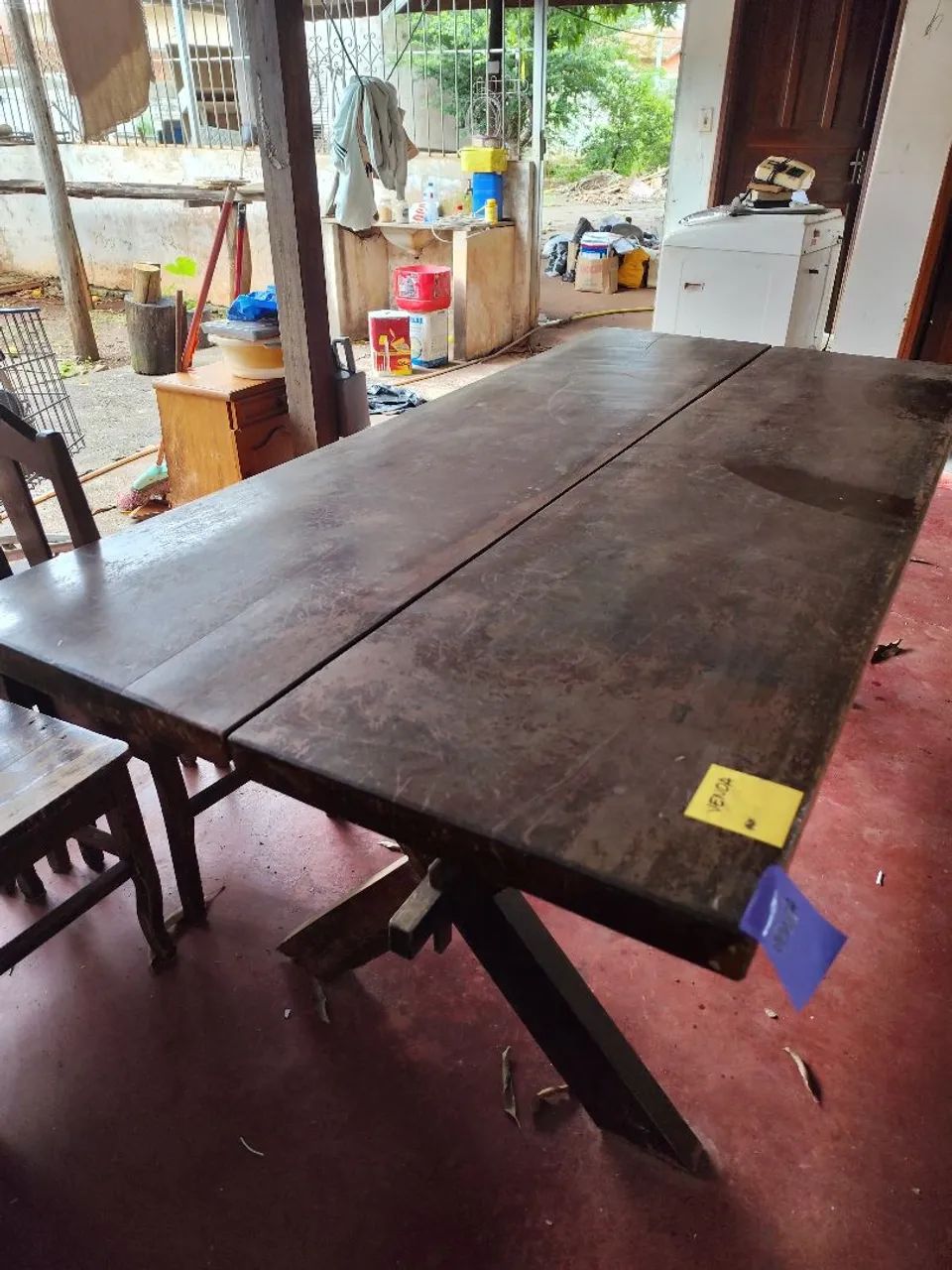 Mesa de madeira rústica