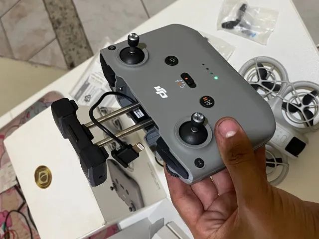 DRONE DJI NEO FLY MORE COMBO - Foto 2