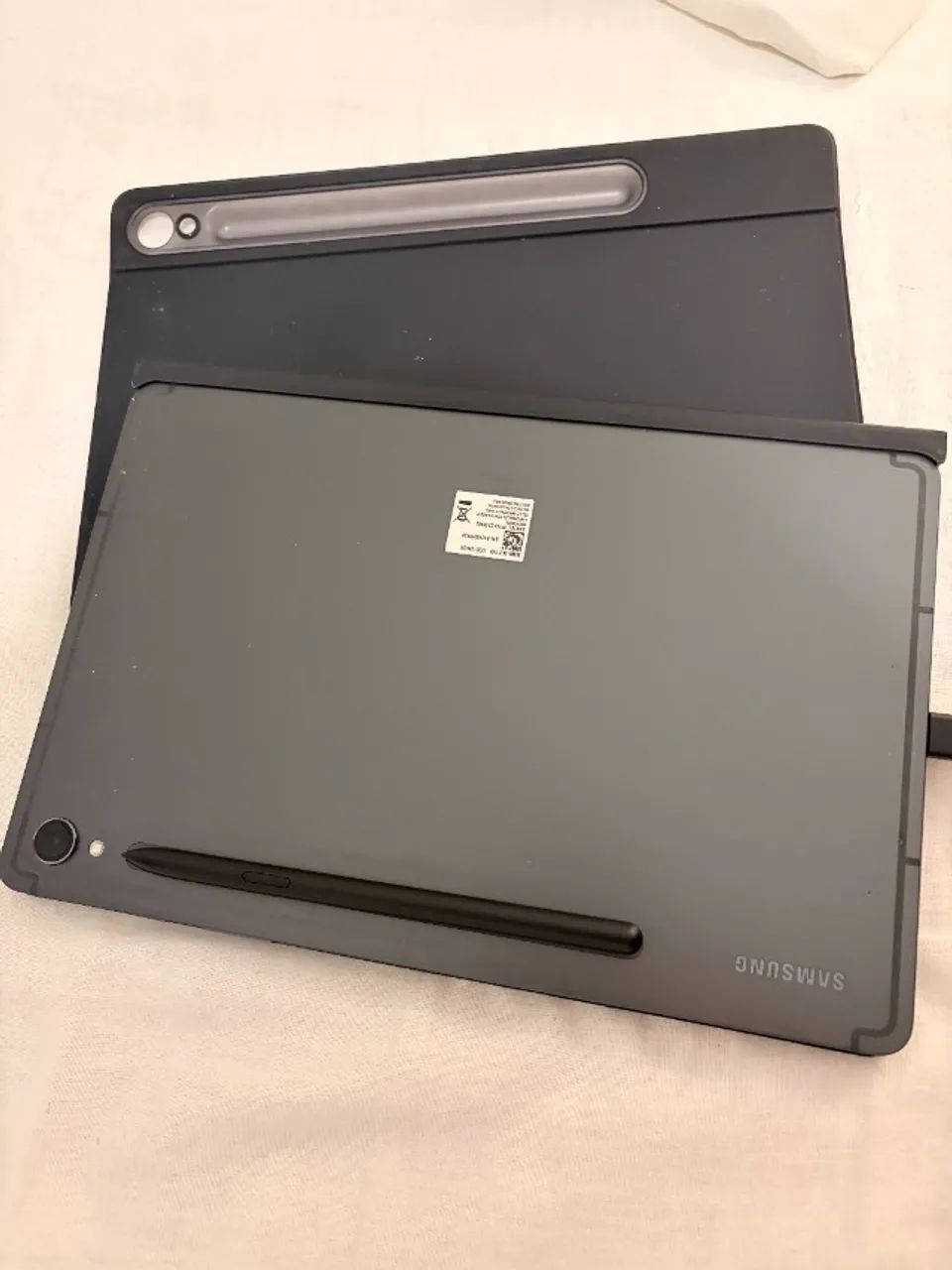 Samsung Galaxy Tab S9 128GB SM-X710 + S Pen + Teclado Original