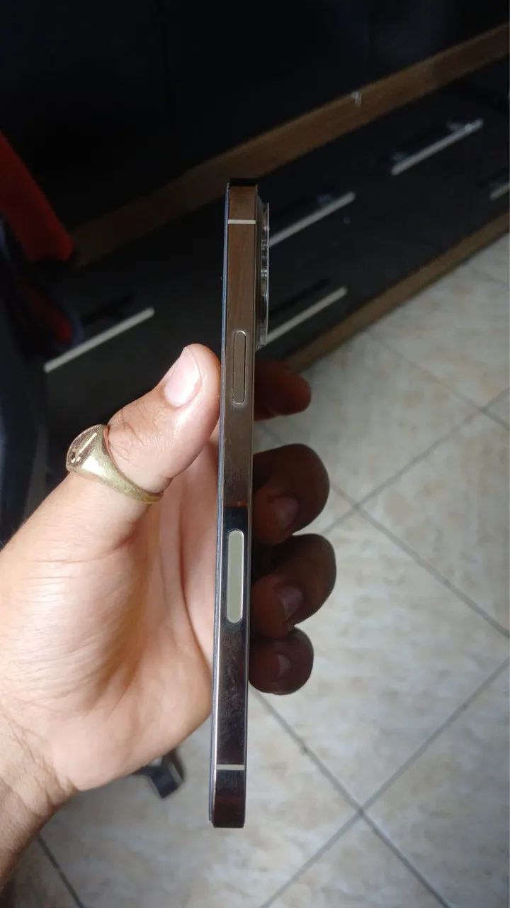 V/T iPhone 12 Pro Max  - Foto 2