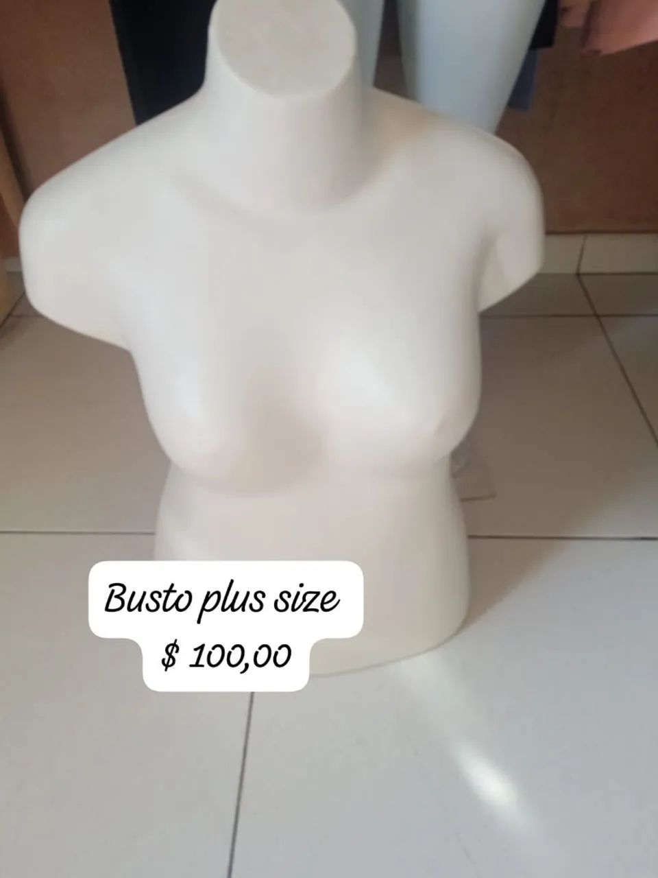 Manequim plus size semi novo  - Foto 2