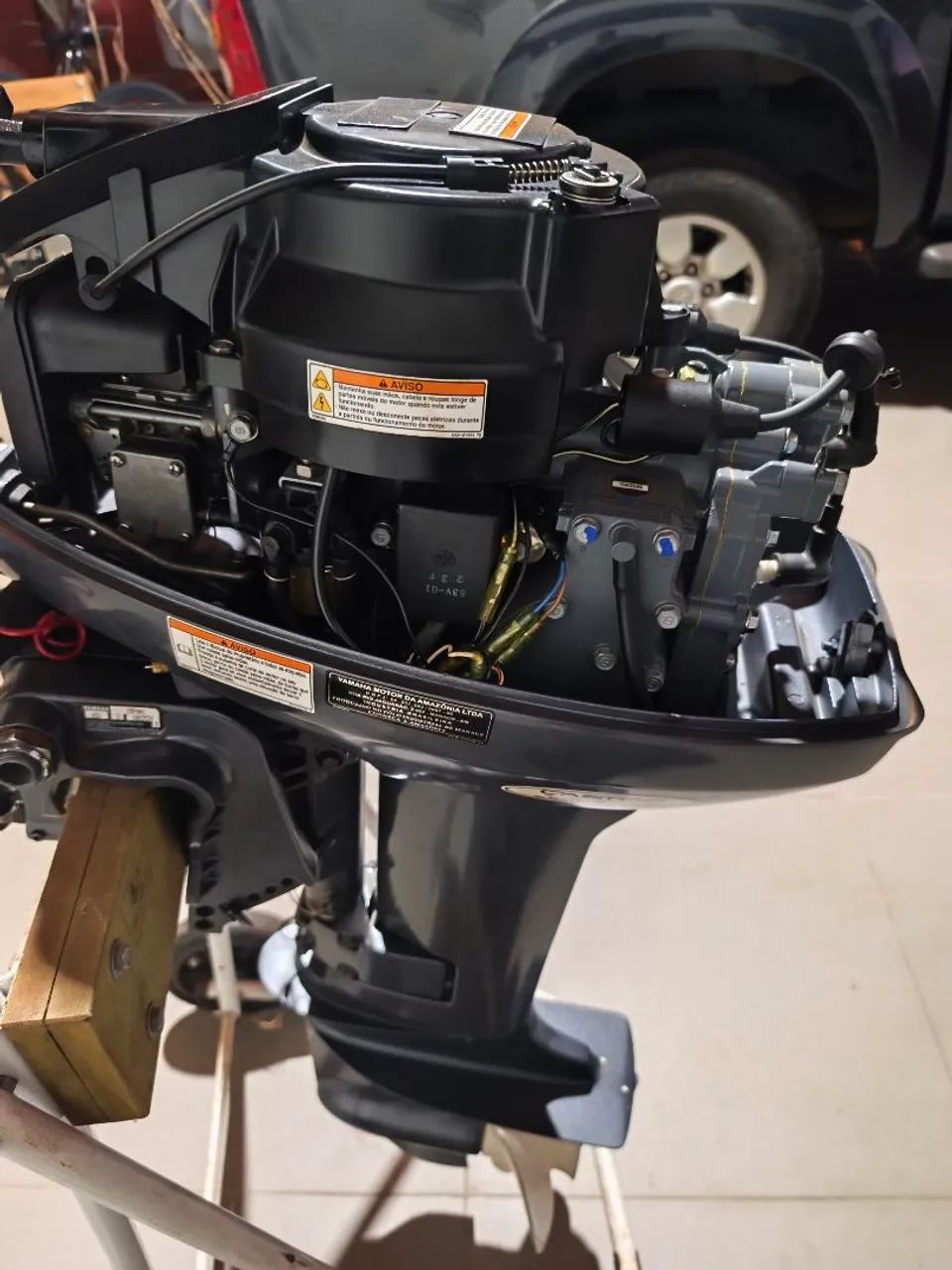 Motor de Popa 15 HP Yamaha 2012 - Foto 5