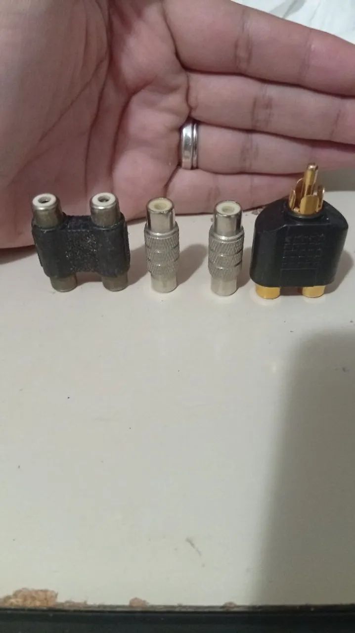 Kit com 4 Adaptadores / Emendas RCA para Som e Áudio