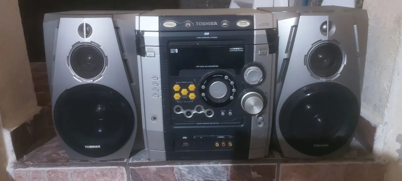 Som completo só rádio e auxiliar 