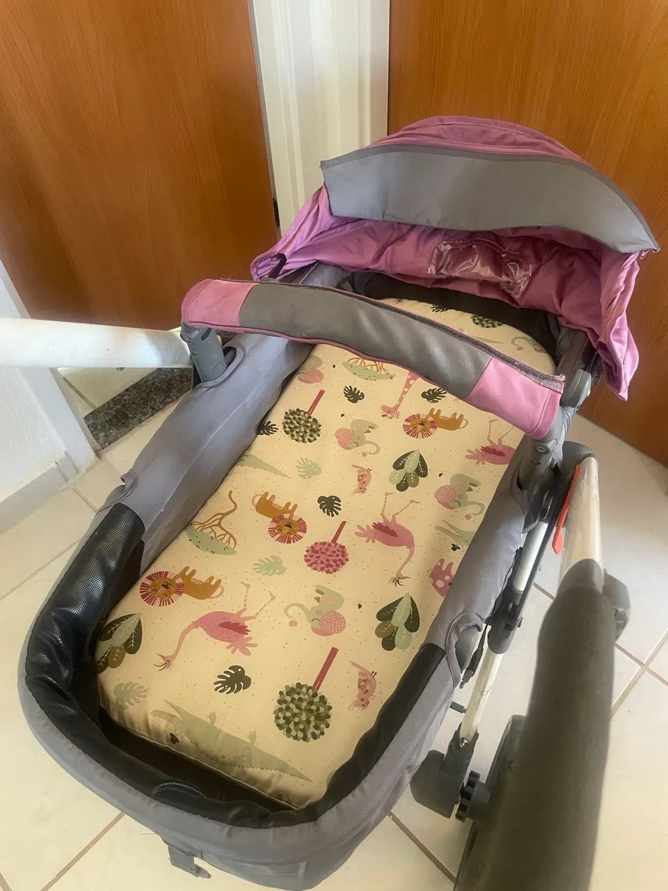 Kit Carrinho de Bebê com Bebê Conforto Kiddo - Foto 2