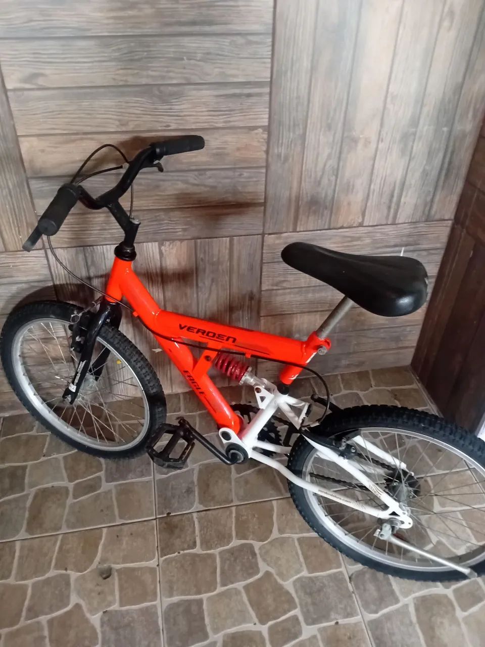 Bicicleta infantil semi nova  - Foto 2